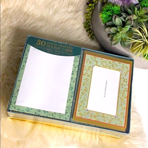 New in Box Hand Crafted Holiday Cards & Envelopes - Picture 1 of 7